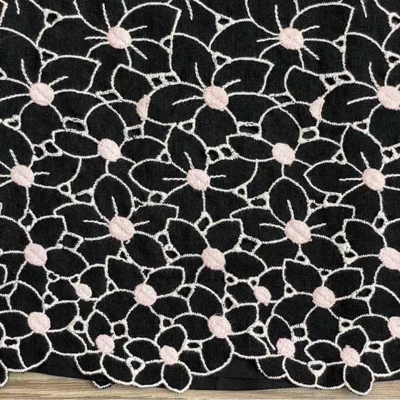 Mac & Jac Y2K Black Floral Embroidered Straight Knee Length Skirt - Picture 10 of 11